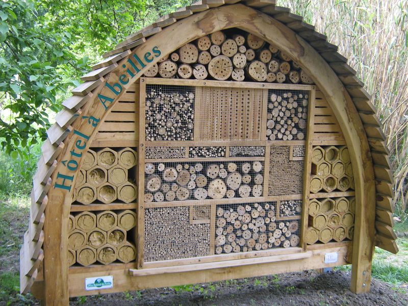Hôtel à abeilles