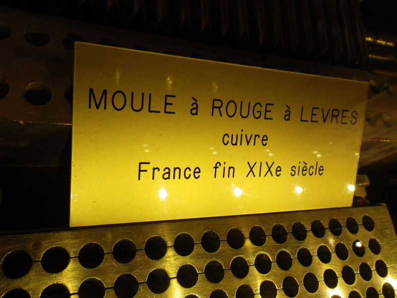 Moule à rouges à lèvres