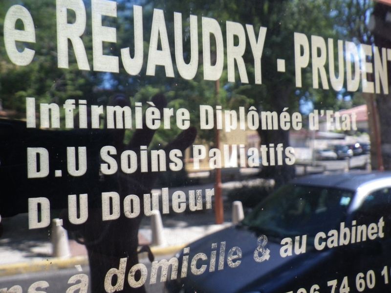 Infirmière soins palliatifs douleurs