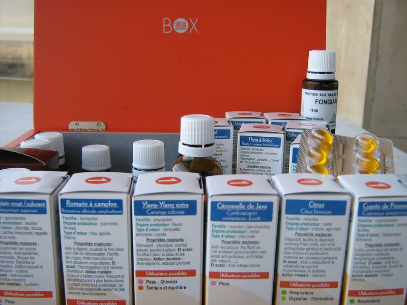 Aromathèque (2) Aromathèque (2)